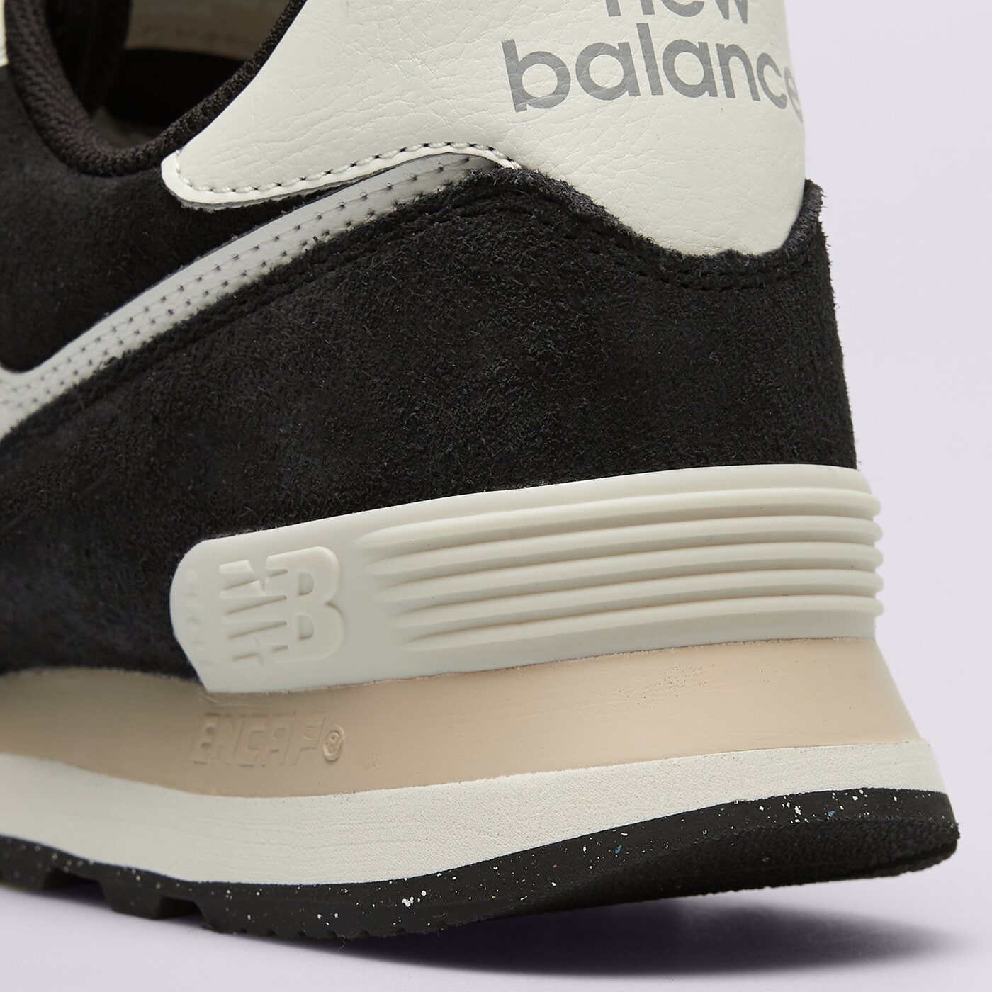 Мъжки маратонки NEW BALANCE 574  u574yce цвят черен