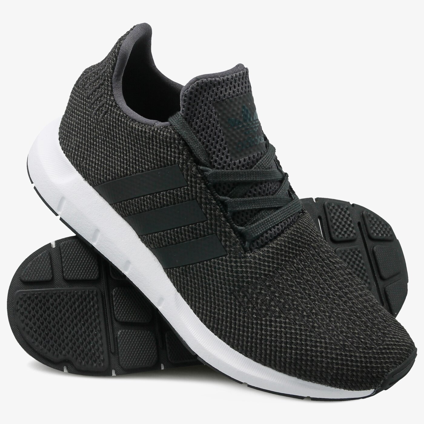Мъжки маратонки ADIDAS SWIFT RUN cq2114 цвят черен
