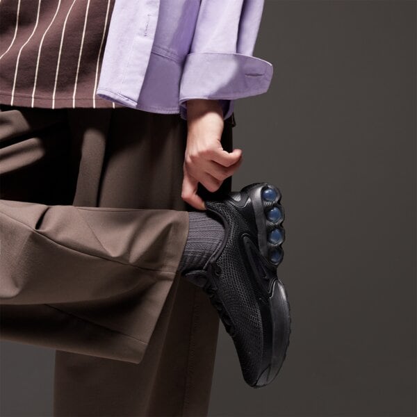 Детски маратонки NIKE AIR MAX DN BG fb8987-004 цвят черен