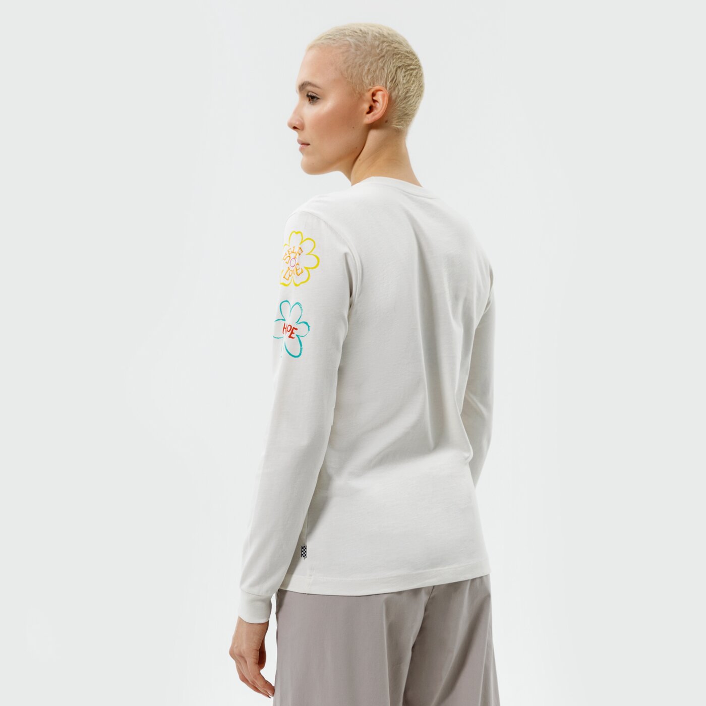 Дамска тениска VANS ТЕНИСКА WM CULTIVATE CARE LS BF vn0a5lk1fs81 цвят бежов