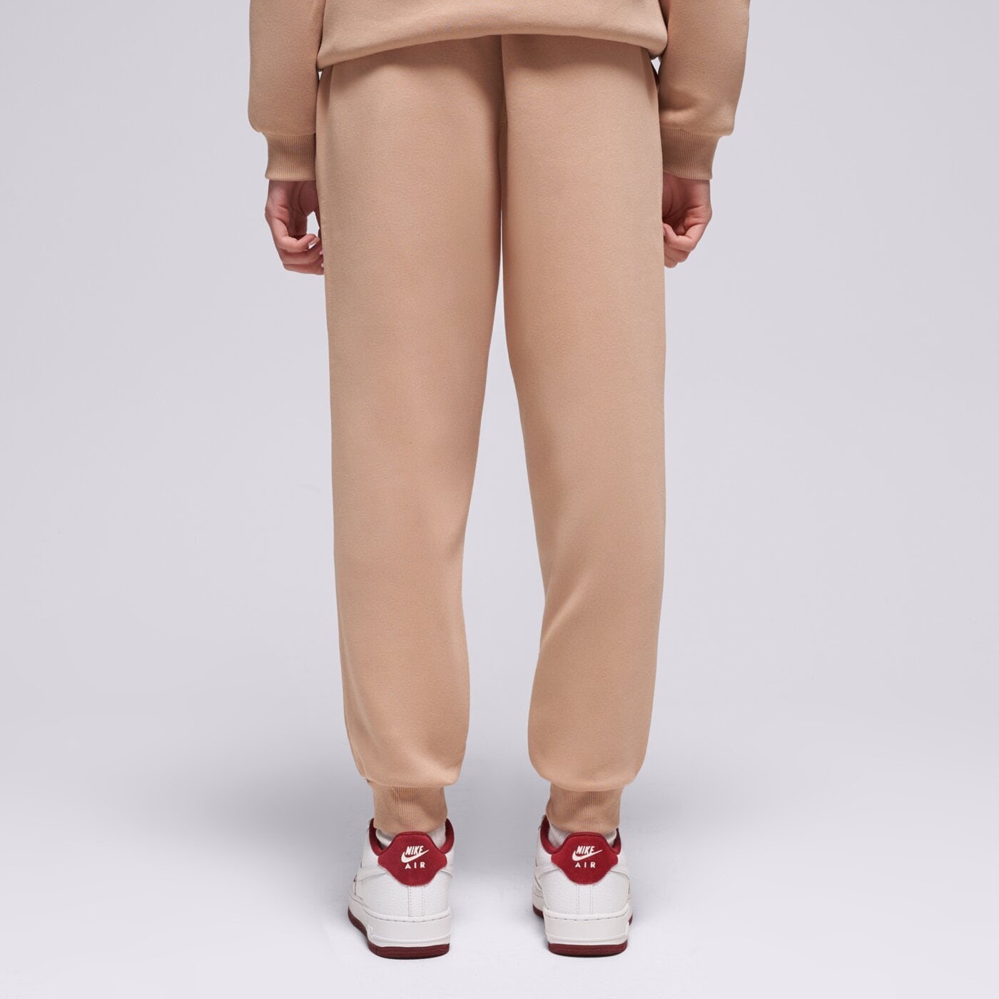 Детски панталони NIKE ПАНТАЛОНИ K NSW CLUB FLC JGGR LBR GIRL fd3008-200 цвят кафяв