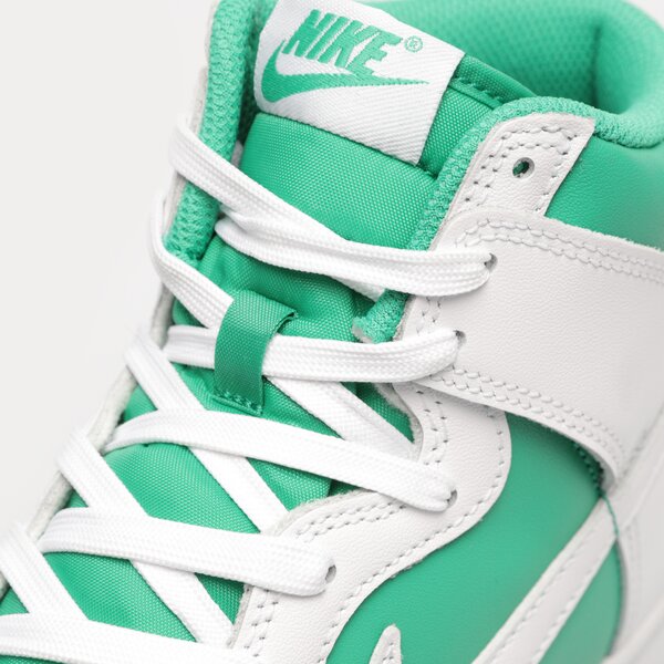 Мъжки маратонки NIKE DUNK HIGH RETRO BTTYS dv0829-300 цвят бял