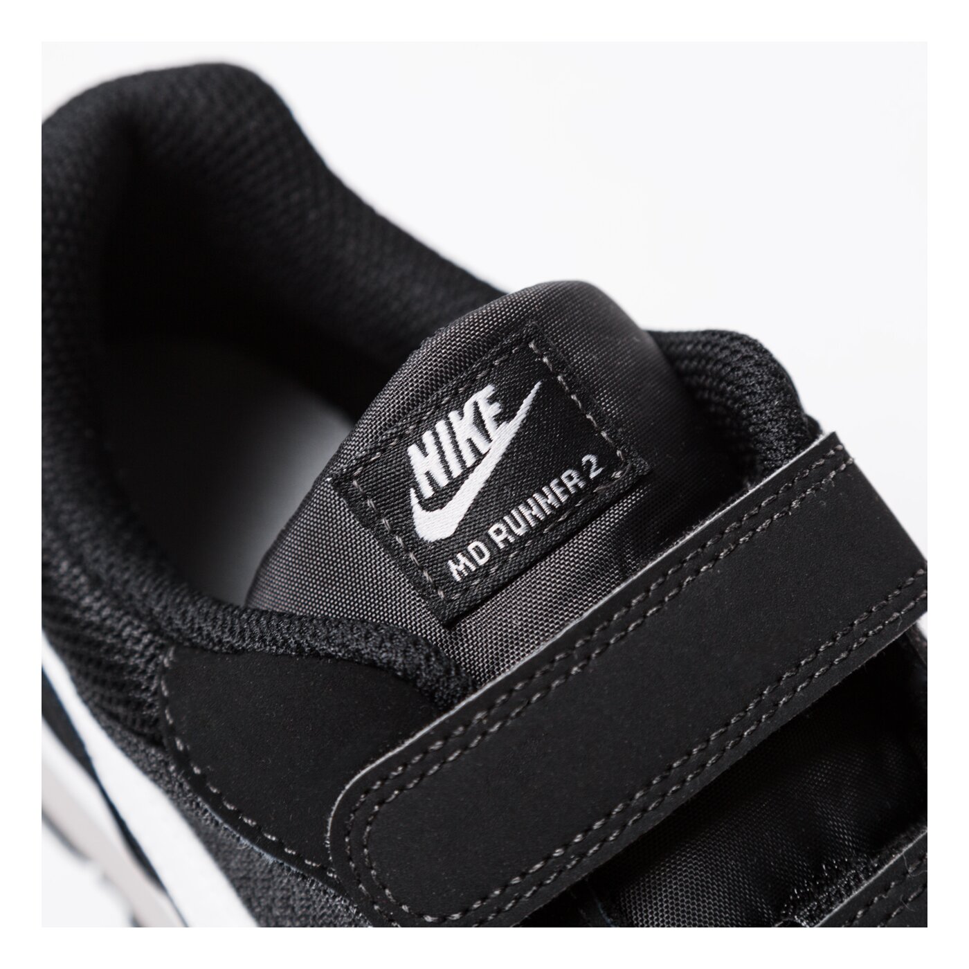 Детски маратонки NIKE MD RUNNER 2 (PS)  807317-001 цвят черен