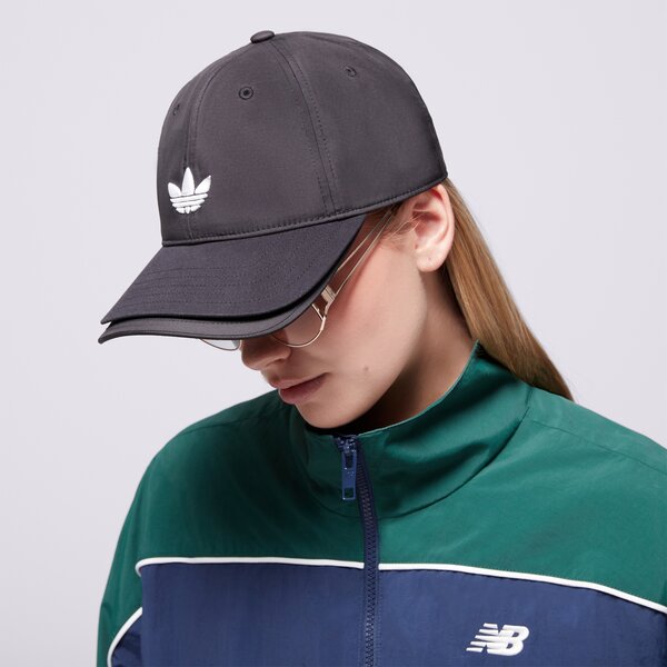 Дамска шапка с козирка ADIDAS ШАПКА CAP iw8626 цвят черен