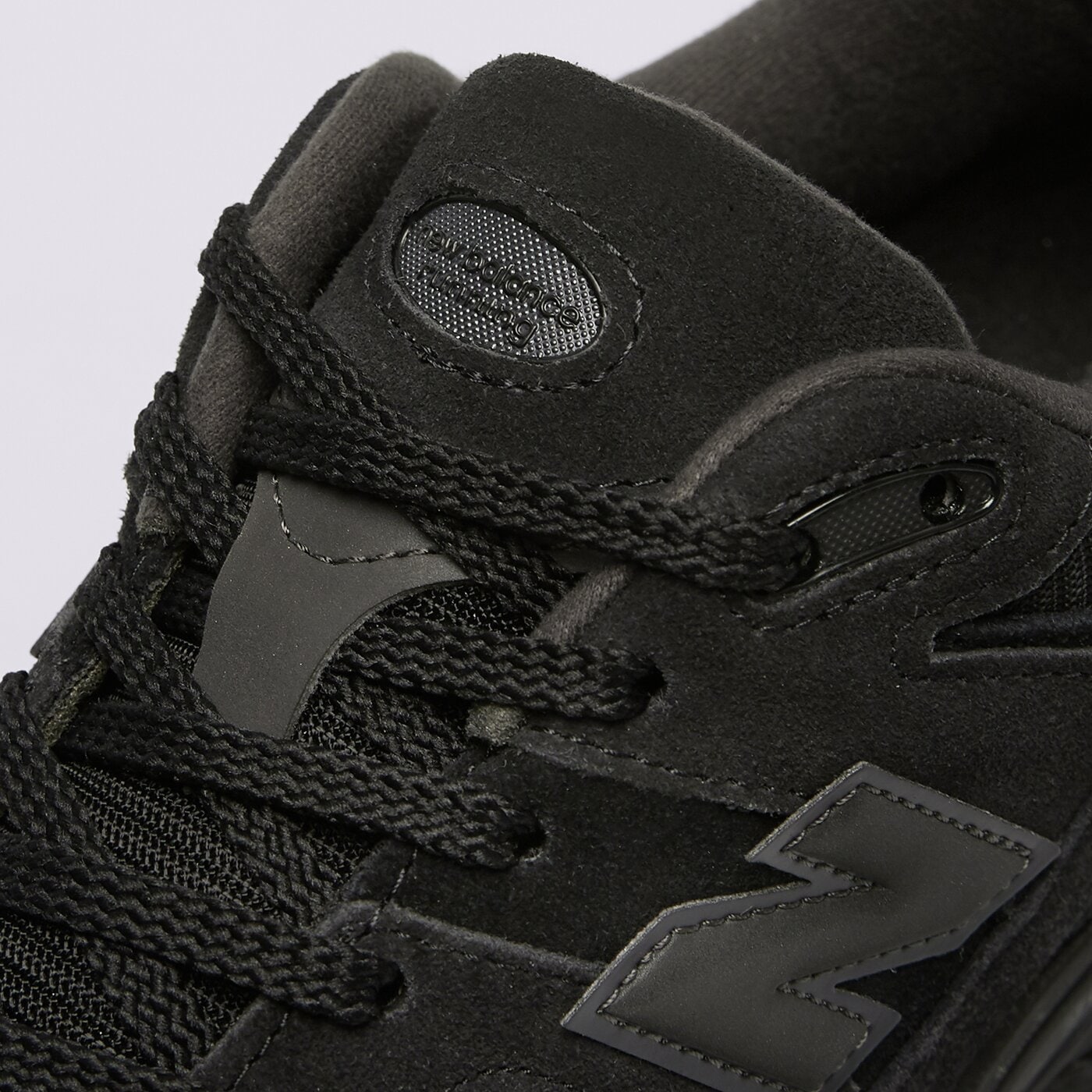 Мъжки маратонки NEW BALANCE 2002R  u2002rbl цвят черен