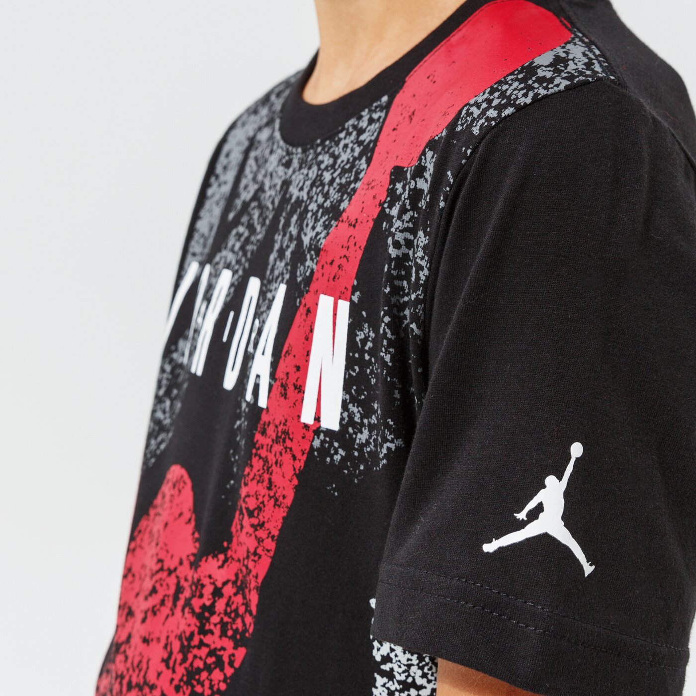 Детска тениска JORDAN ТЕНИСКА JM DISTRESS TEE BOY 95a605-023 цвят черен