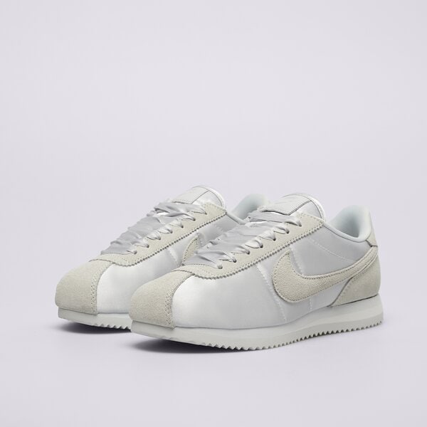 Дамски маратонки NIKE W CORTEZ fv5420-001 цвят сребърен