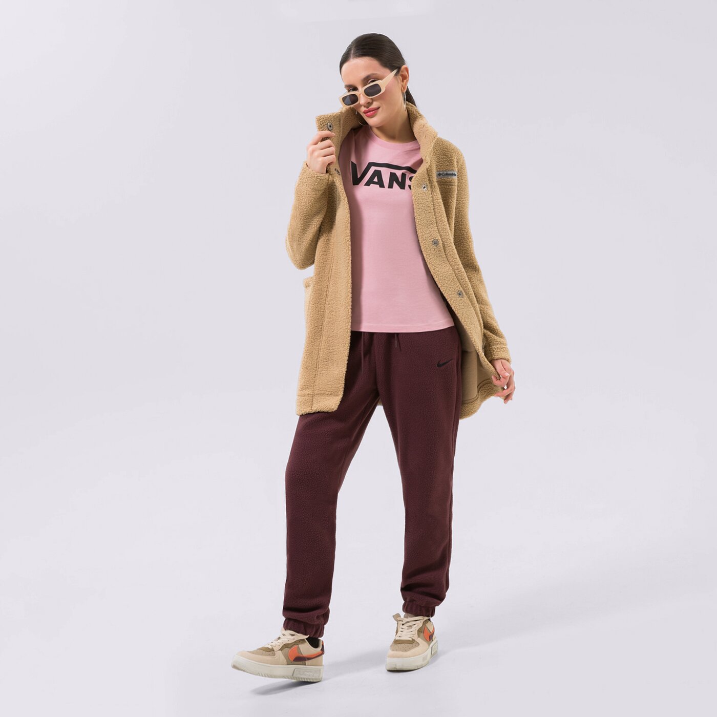 Дамски панталони NIKE ПАНТАЛОНИ W NSW PLSH JGGR dq6812-652 цвят бордо