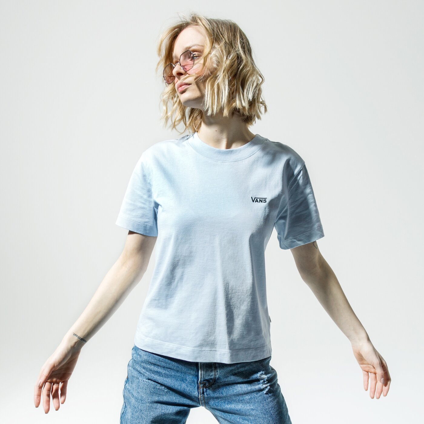 Дамска тениска VANS ТЕНИСКА WM JUNIOR V BOXY ZEN BLUE vn0a4mflvby1 цвят син