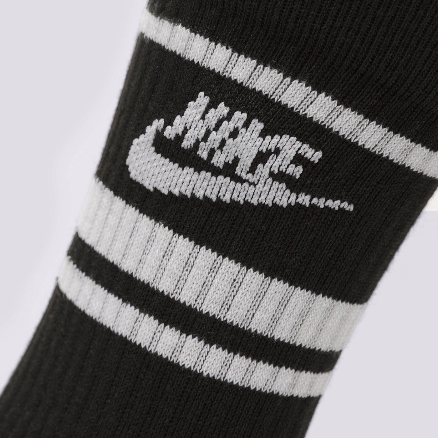 Дамски чорапи NIKE ESSENTIAL STRIPE SOCKS (3 PACKS)  dx5089-010 цвят черен