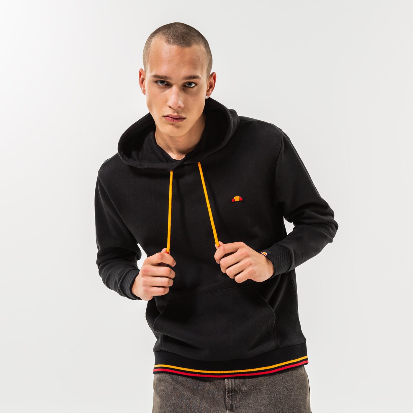 Мъжки суичър ELLESSE СУИТЧЪР С КАЧУЛКА KODA OH HOODY BLK shp16446011 цвят черен