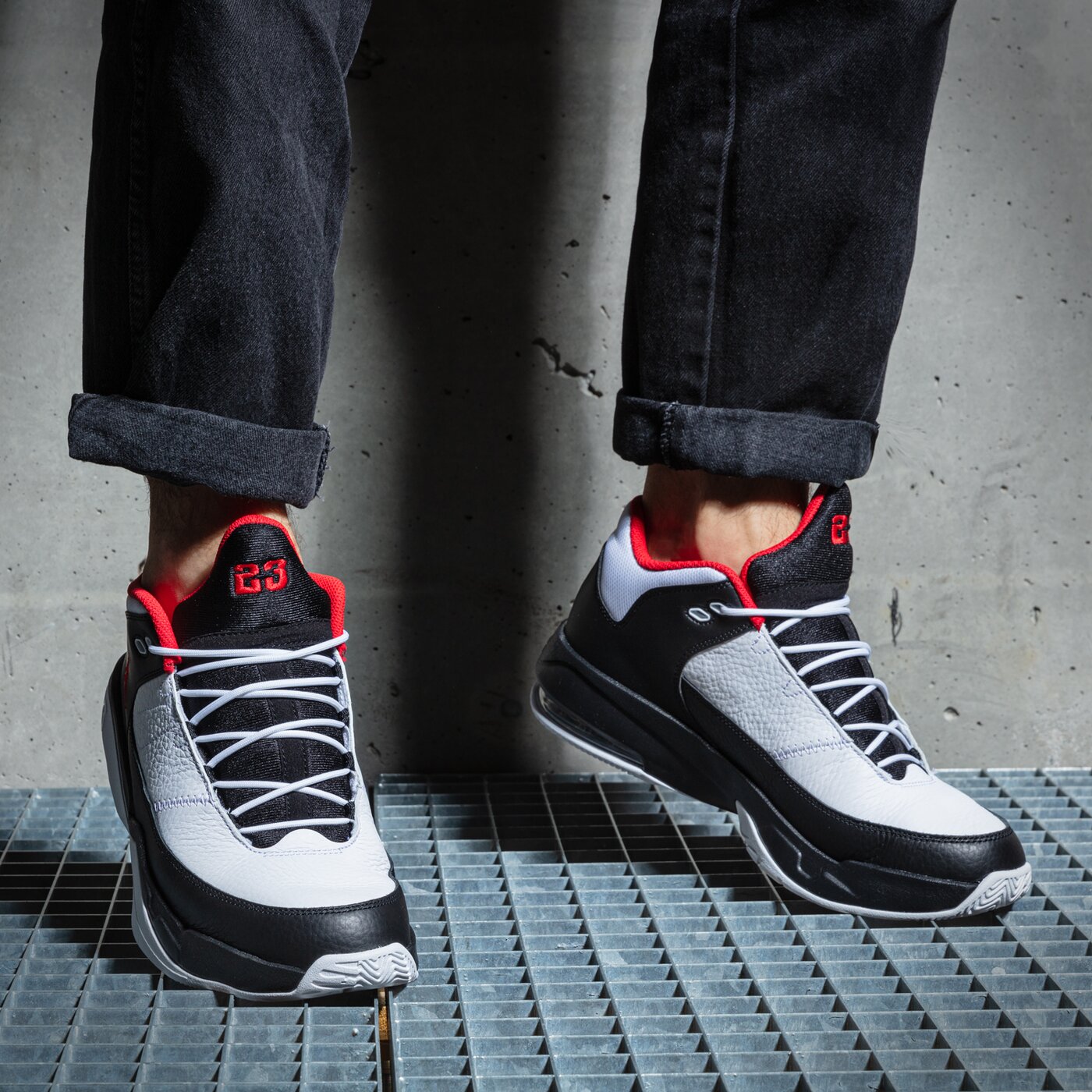 Мъжки маратонки JORDAN MAX AURA 3 cz4167-161 цвят бял