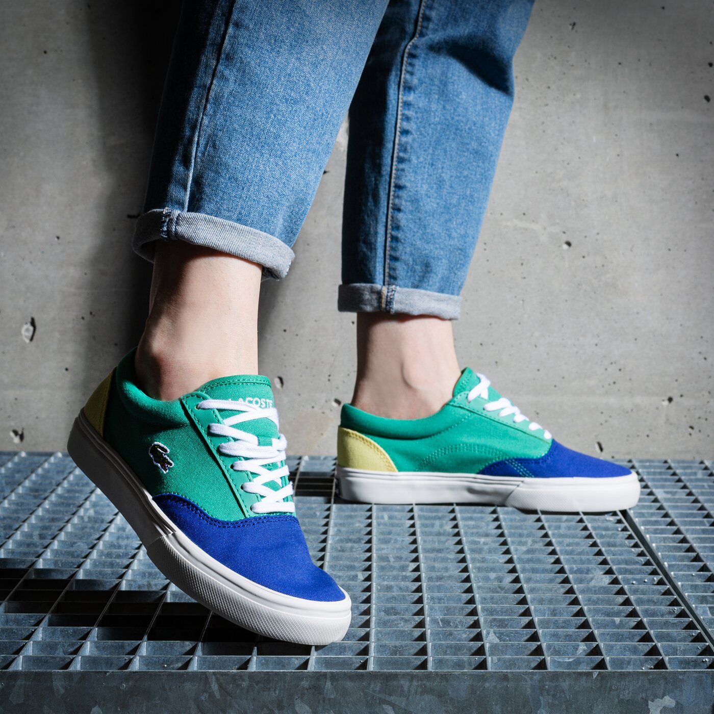 Детски маратонки LACOSTE JUMP SERVE LCE 0922 1 CUJ 743cuj0005bg3 цвят многоцветен