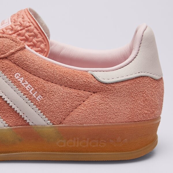 Дамски маратонки ADIDAS GAZELLE INDOOR W ie2946 цвят розов