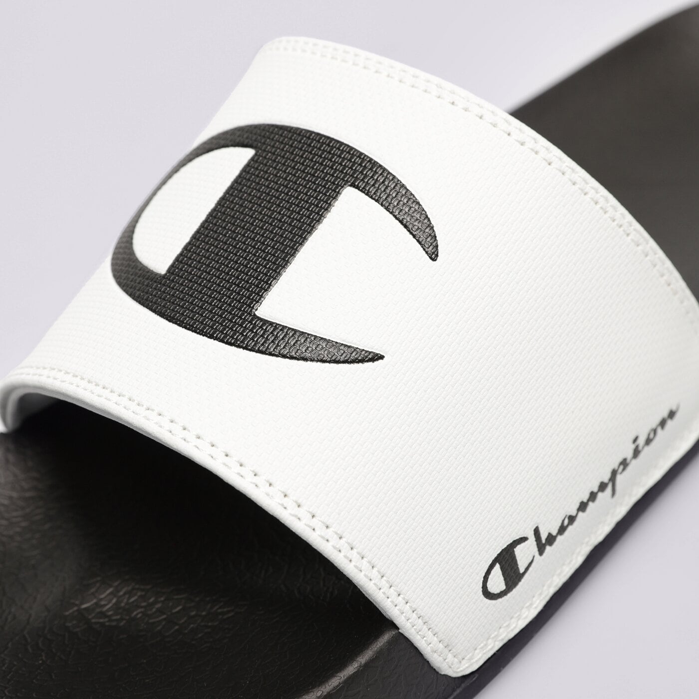 Мъжки чехли и сандали CHAMPION SAMOA  s22178kk002 цвят бял