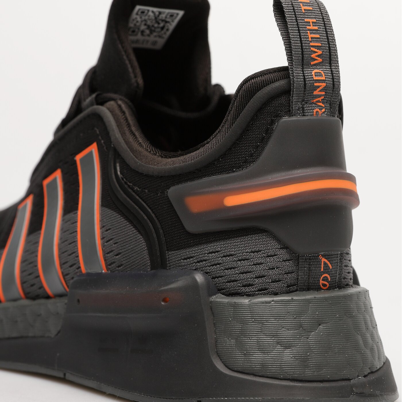 Мъжки маратонки ADIDAS NMD_V3 fz6497 цвят черен