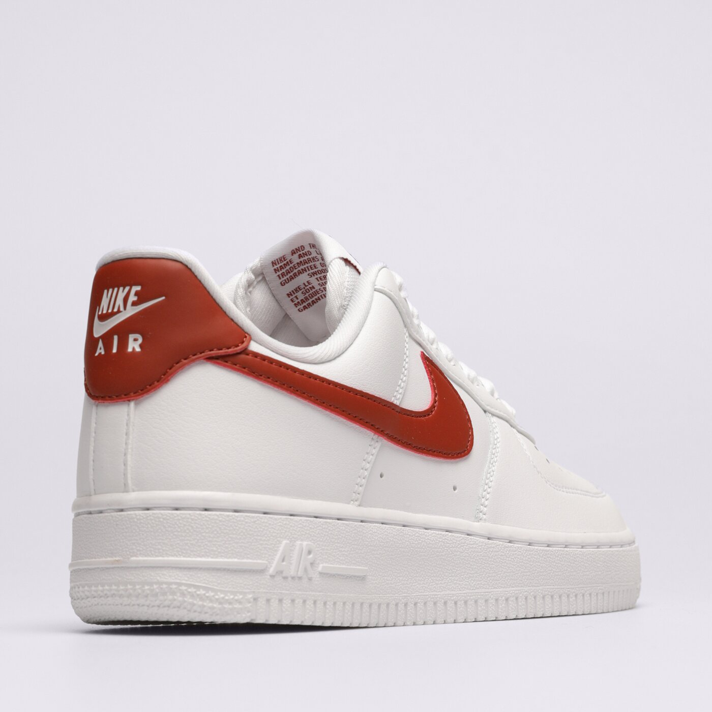 Дамски маратонки NIKE WMNS AIR FORCE 1 '07 REC dd8959-115 цвят бял