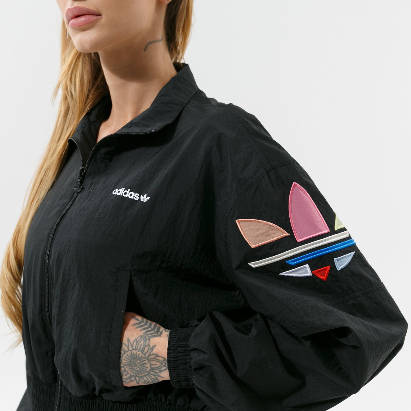 Дамски суичър ADIDAS СУИТЧЪР СЪС ЗАКОПЧАВАНЕ TRACK ТОП h22866 цвят черен