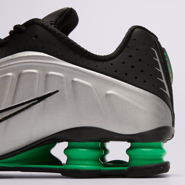 Мъжки маратонки NIKE SHOX R4 hq1988-006 цвят черен