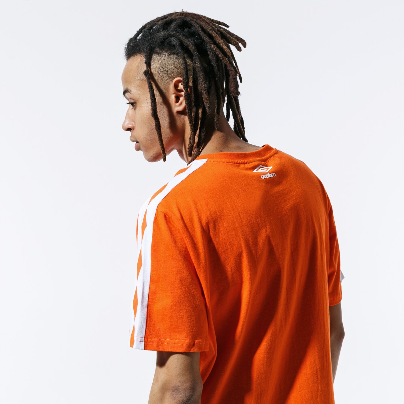 Мъжка тениска UMBRO ТЕНИСКА CLASSIC TAPE TEE ORA ul39tsm88001 цвят оранжев
