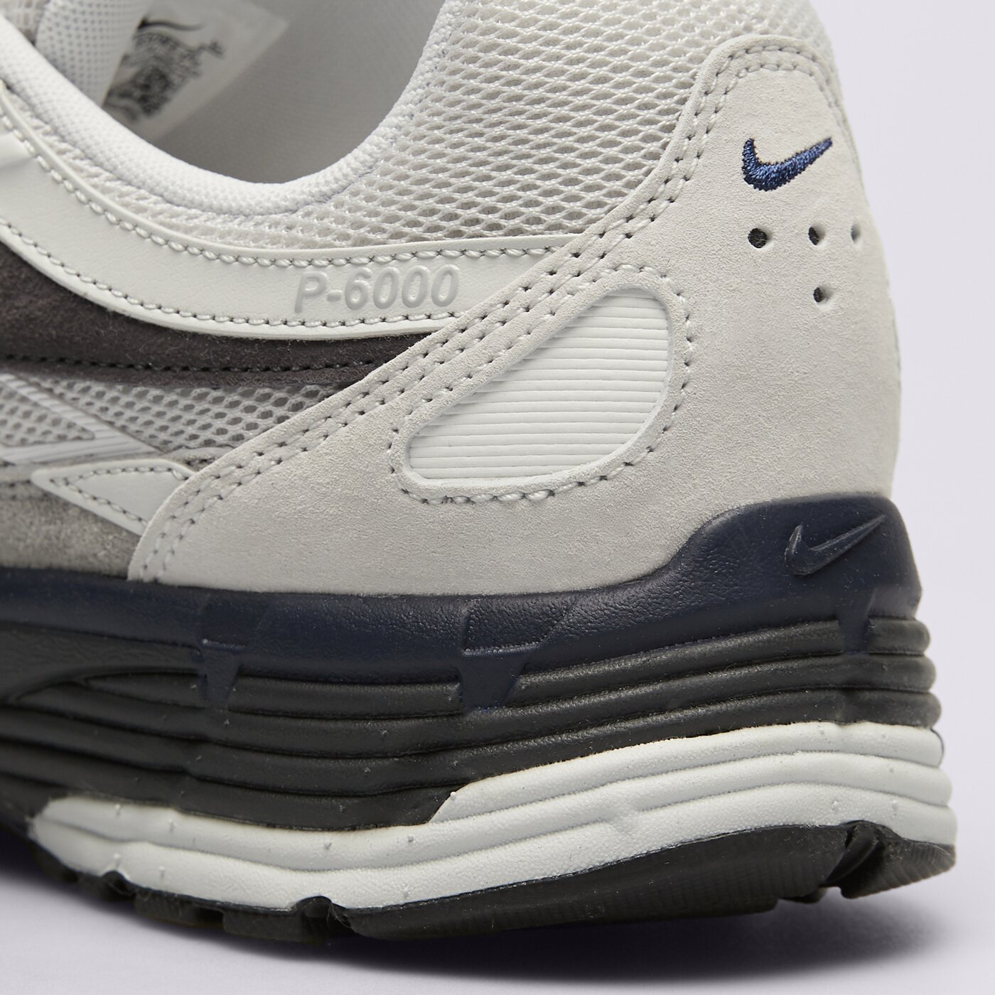 Мъжки маратонки NIKE P-6000 ib3081-001 цвят сив