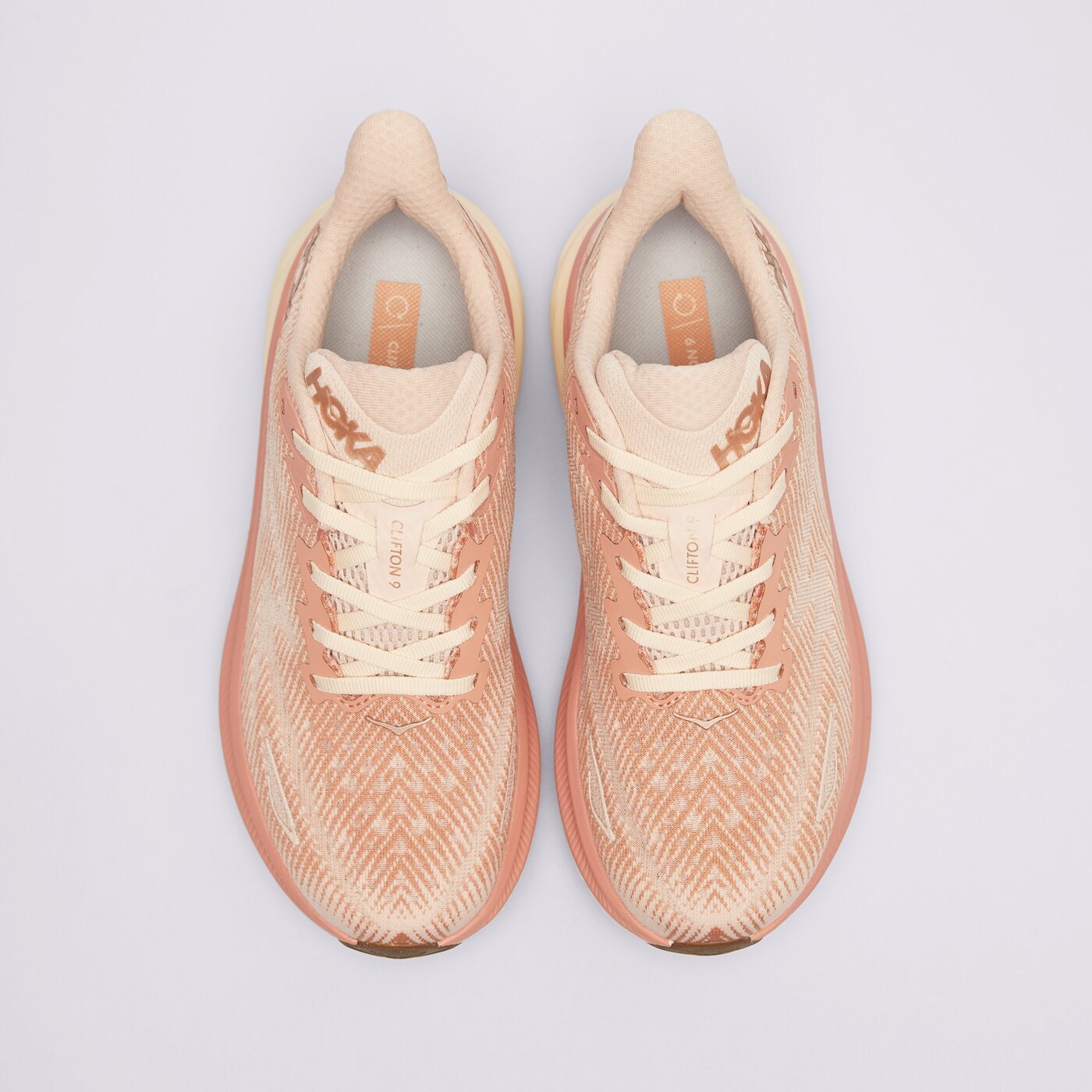 Дамски маратонки HOKA CLIFTON 9 1127896snc цвят оранжев