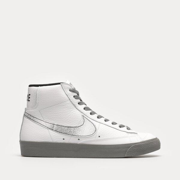 Мъжки маратонки NIKE BLAZER MID '77 EMB dv7194-100 цвят бял