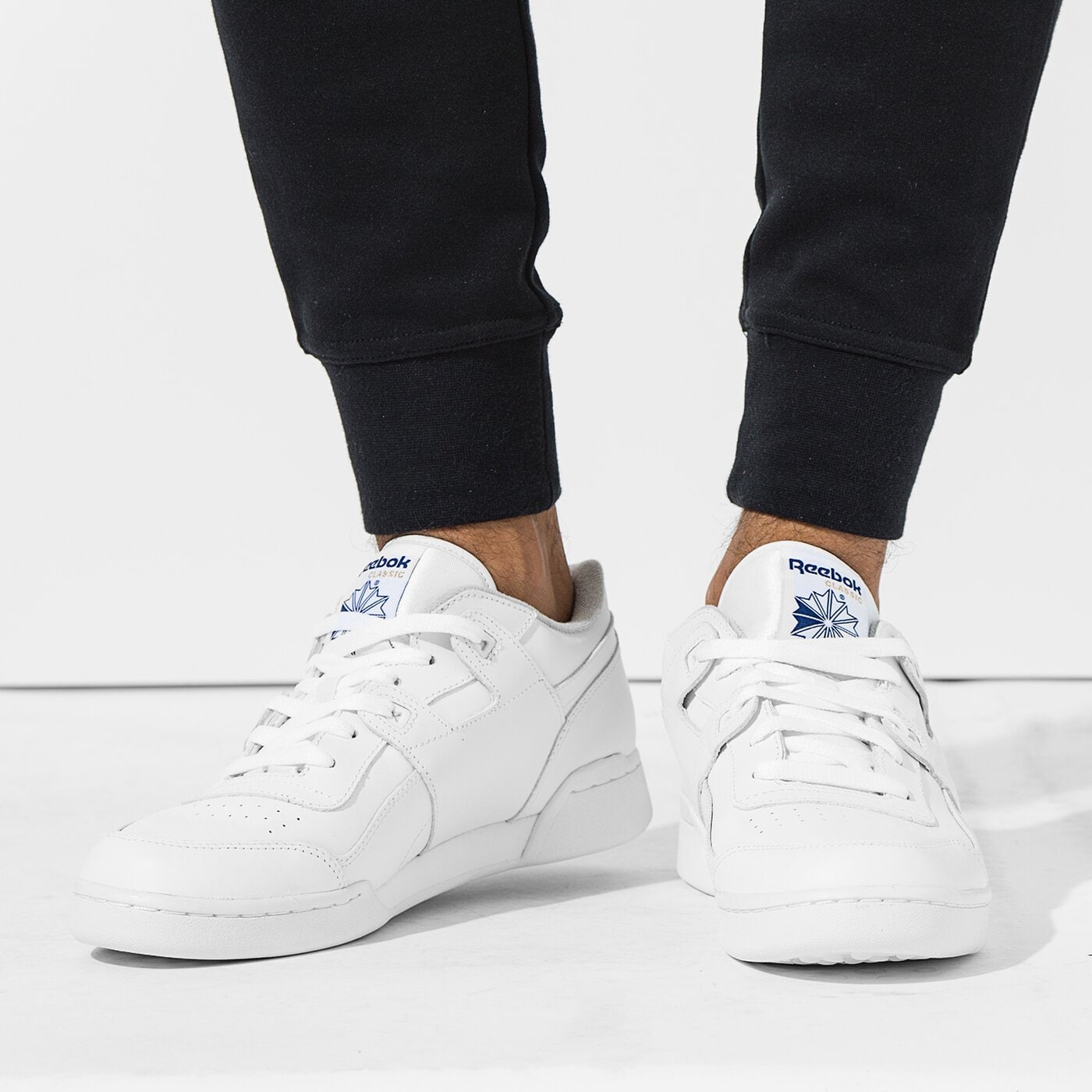 Мъжки маратонки REEBOK WORKOUT PLUS 2759 цвят бял