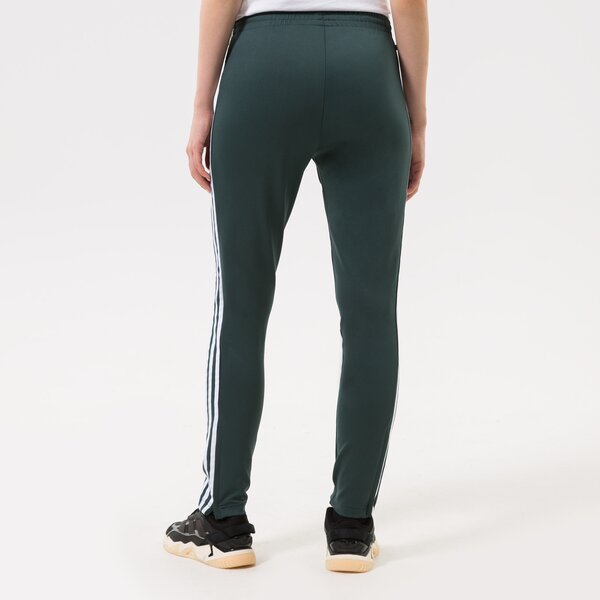 Дамски панталони ADIDAS ПАНТАЛОНИ SST PANTS PB hn5893 цвят зелен