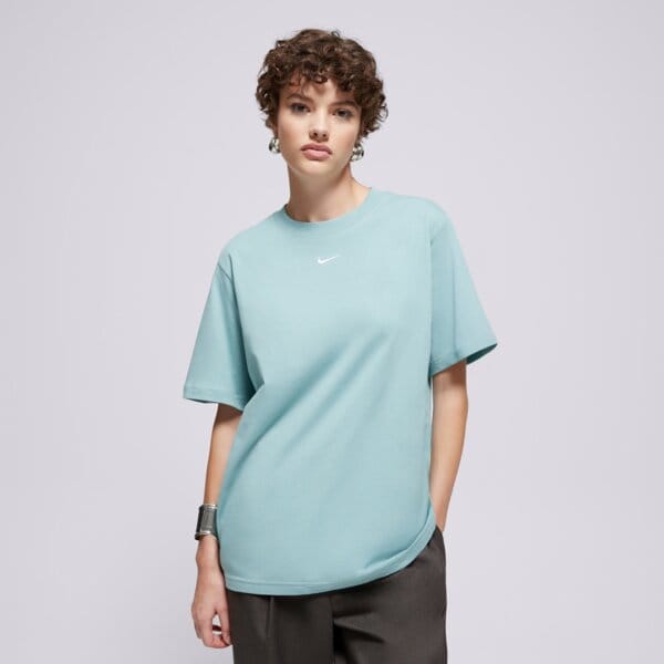 Дамска тениска NIKE ТЕНИСКА W NSW TEE ESSNTL LBR fd4149-017 цвят зелен