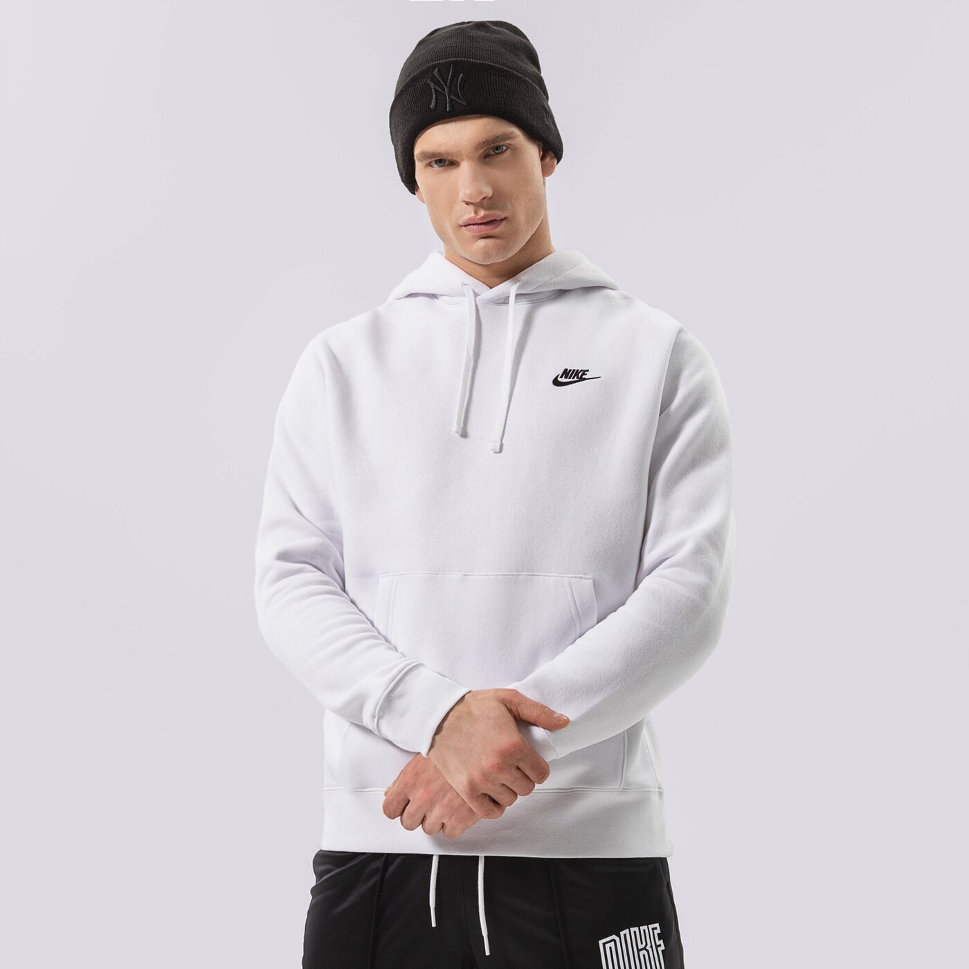 Мъжки суичър NIKE СУИТЧЪР С КАЧУЛКА SPORTSWEAR CLUB FLEECE bv2654-100 цвят бял