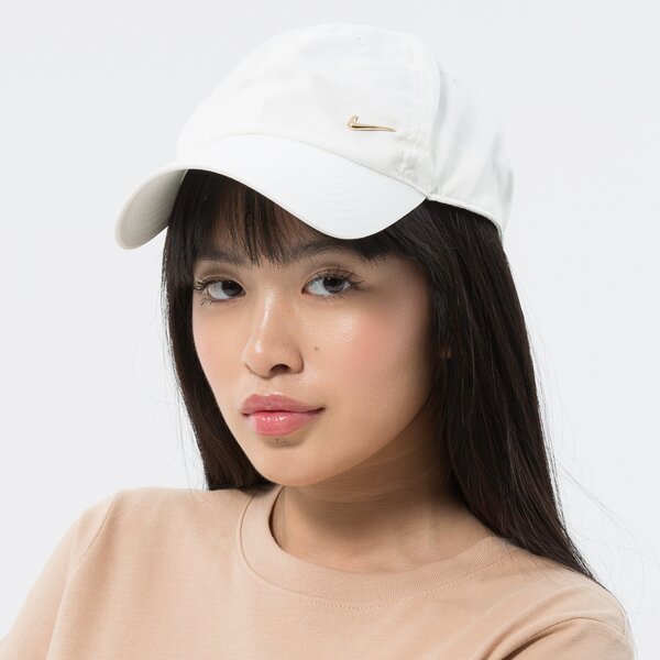 Дамска шапка с козирка NIKE ШАПКА NIKE SPORTSWEAR HERITAGE 86 943092-133 цвят бял