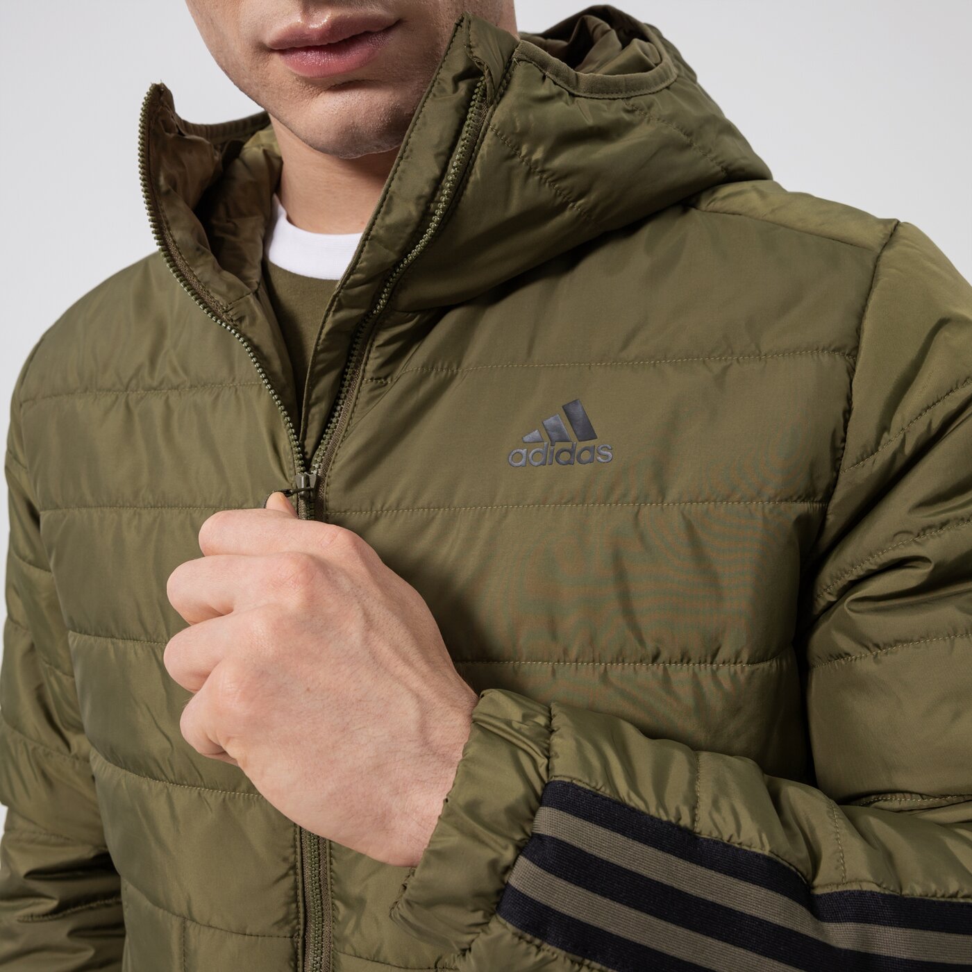 Мъжко зимно яке ADIDAS ЯКЕ ITAVIC L HO JKT gt1685 цвят каки
