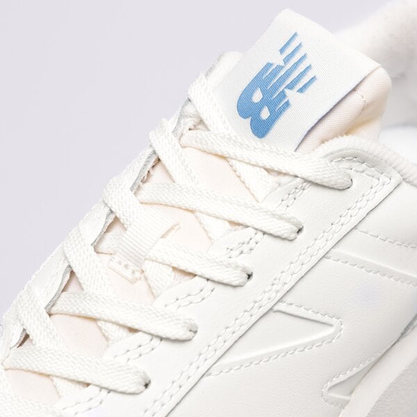 Дамски маратонки NEW BALANCE CT302 ct302lh цвят бял