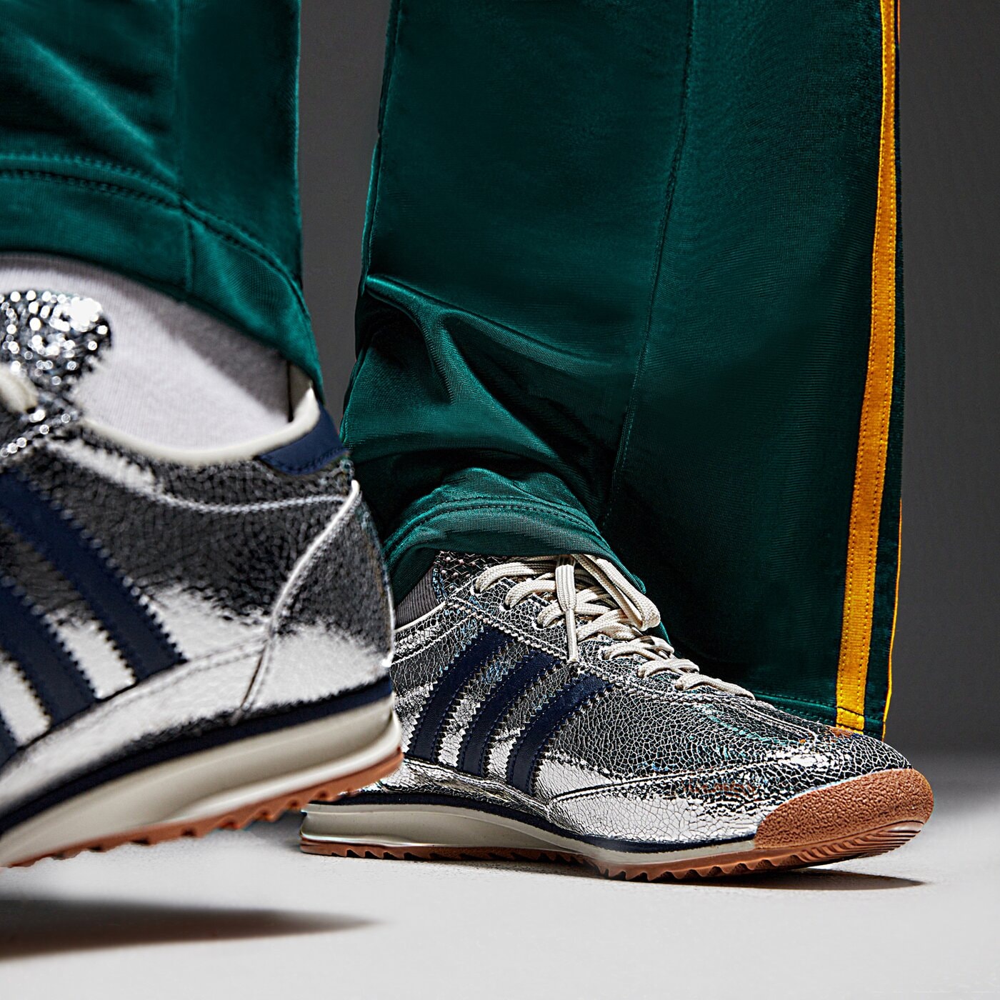 Дамски маратонки ADIDAS SL 72 OG W jh8654 цвят сребърен