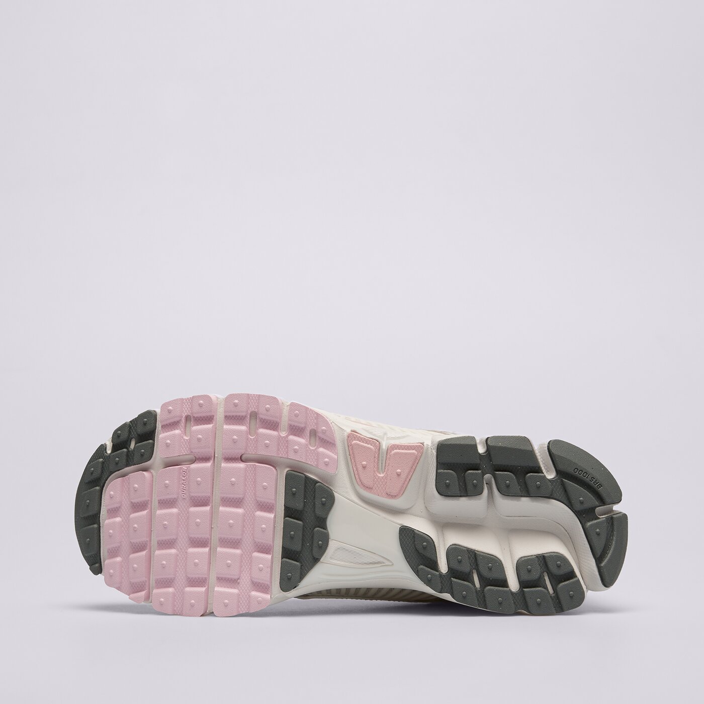 Дамски маратонки NIKE W ZOOM VOMERO 5 GCEL CN  fn3695-001 цвят розов