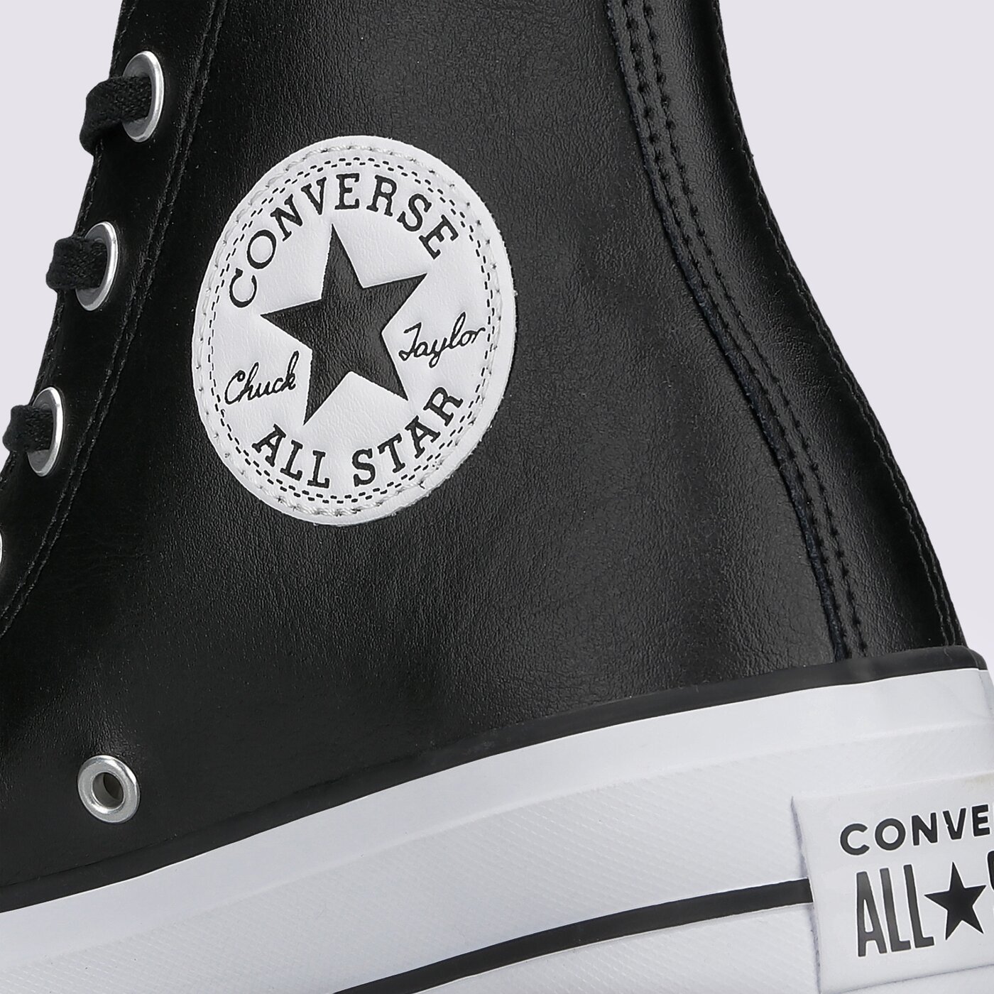 Дамски маратонки CONVERSE CHUCK TAYLOR ALL STAR LIFT 561675c цвят черен