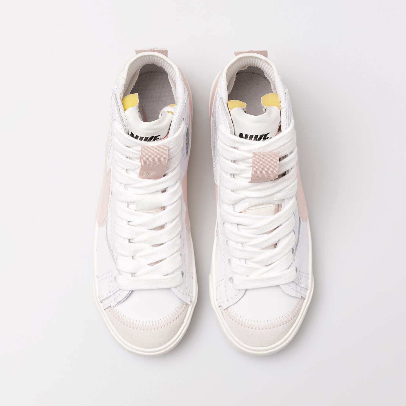 Дамски маратонки NIKE BLAZER 77 JUMBO dq1471-101 цвят бял