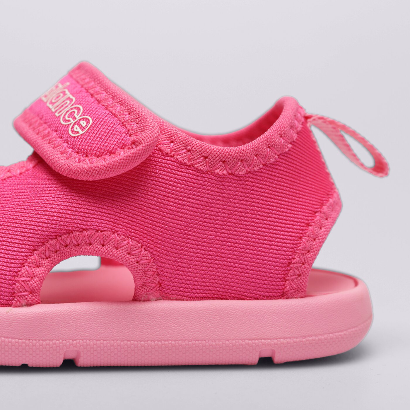 Детски чехли и сандали NEW BALANCE CRSR iocrsrae цвят розов