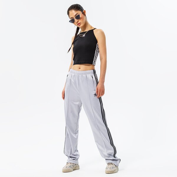 Дамски панталони ADIDAS ПАНТАЛОНИ PANTS hf7529 цвят сребърен