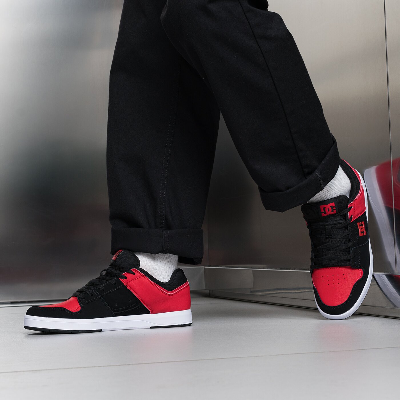 Мъжки маратонки DC CURE adys400073-xkrk цвят черен