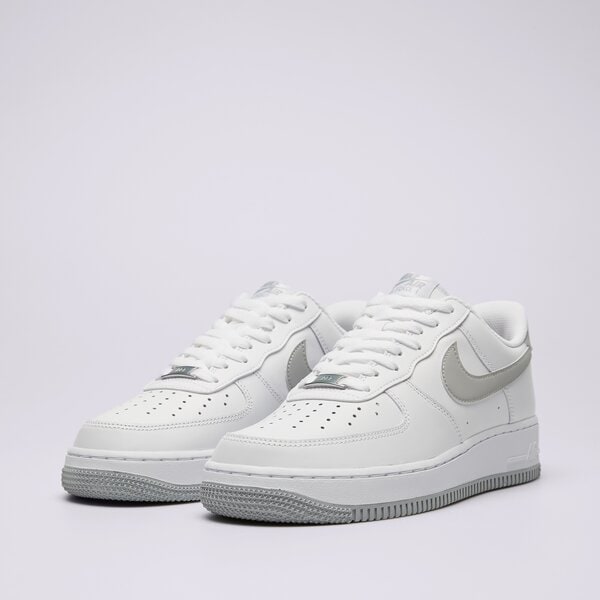 Мъжки маратонки NIKE AIR FORCE 1 '07  fj4146-100 цвят бял