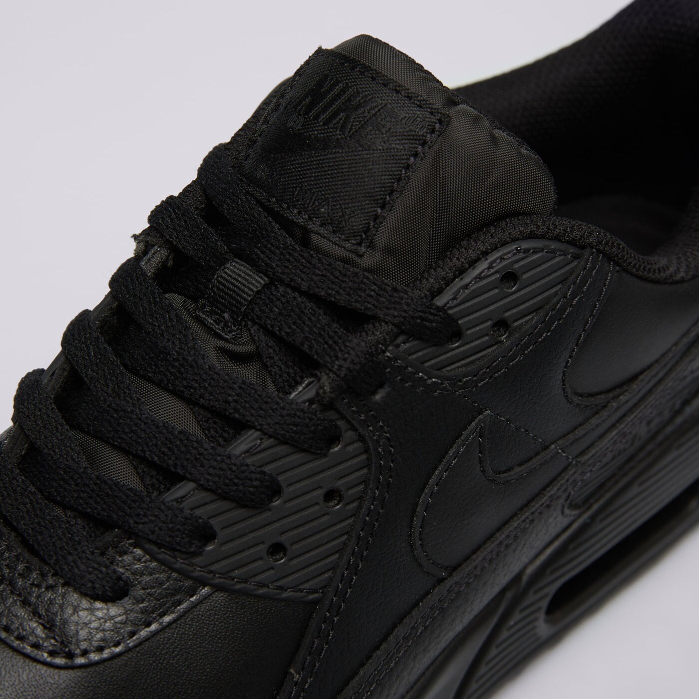 Мъжки маратонки NIKE AIR MAX 90 LTR  cz5594-001 цвят черен