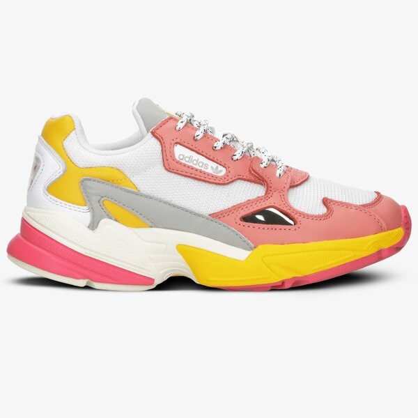 Дамски маратонки ADIDAS FALCON W eg9933 цвят бял