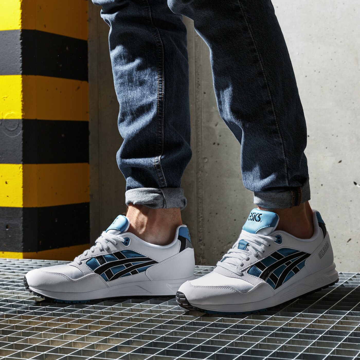 Мъжки маратонки ASICS GEL SAGA OG 1191a02401 цвят бял