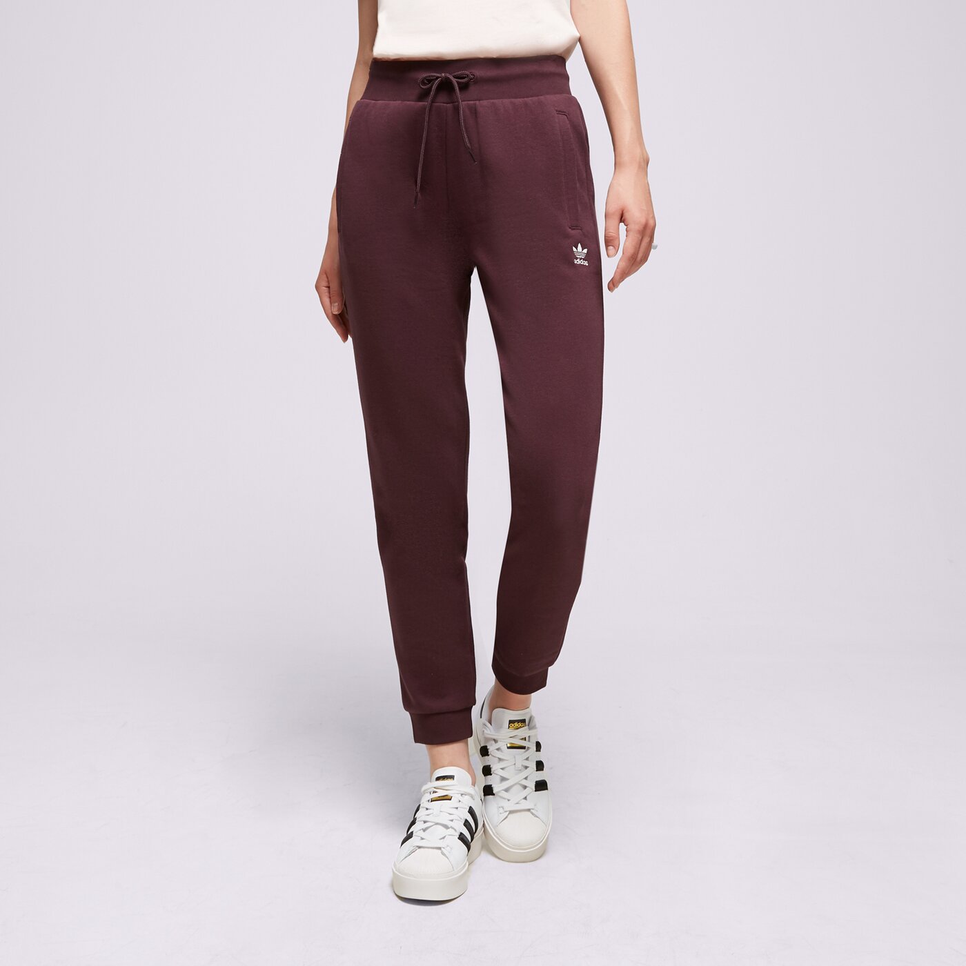 Дамски панталони ADIDAS ПАНТАЛОНИ TREF ESS JOG S'MAR ib2804 цвят кафяв