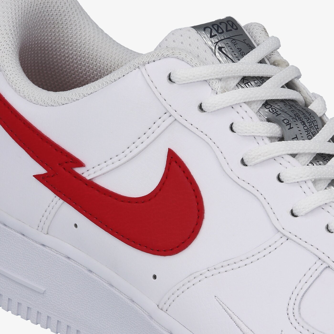 Мъжки маратонки NIKE AIR FORCE 1 LV8 cw7577-100 цвят бял