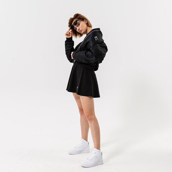 Дамско преходно яке NIKE ЯКЕ W NSW AIR BMBR JKT dv4372-010 цвят черен