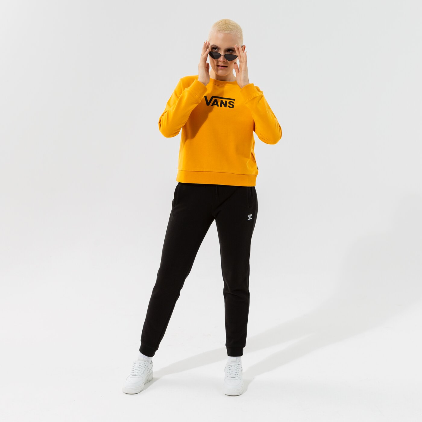 Дамски суичър VANS СУИТЧЪР FLYING V FT BOXY CREW vn0a47thlsv1 цвят жълт