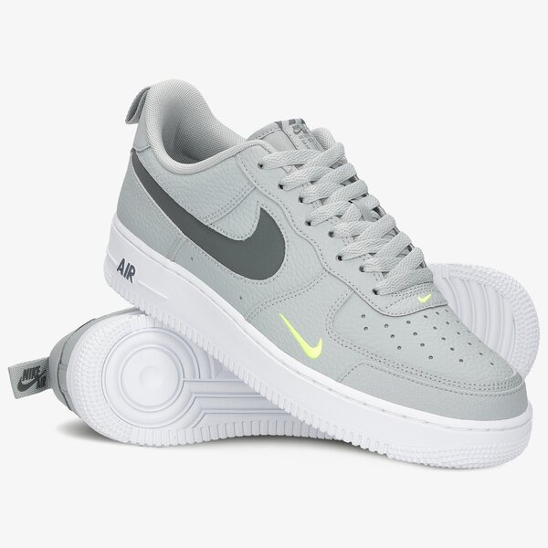 Мъжки маратонки NIKE AIR FORCE 1 LV8 dj6887-002 цвят сив